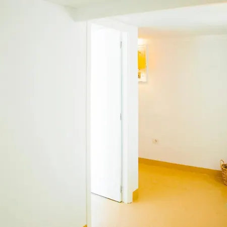 Rooftop 2 * カレタ・デ・ファマラ